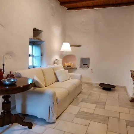 Traditional * Páros