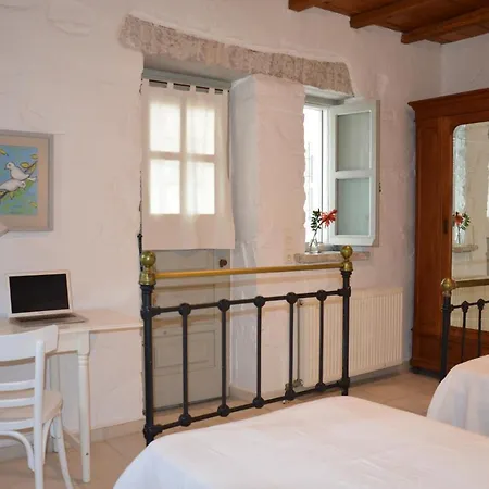 Traditional Tatil Evi