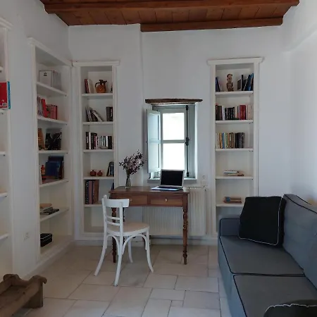 Tatil Evi Traditional Páros