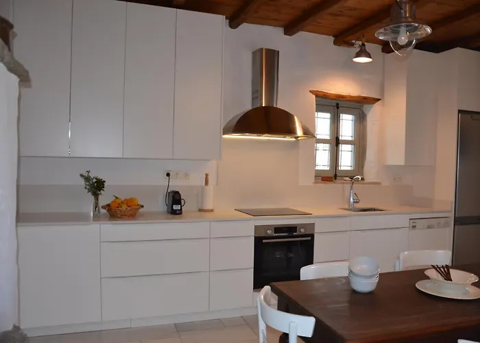 Traditional Semesterbostad *